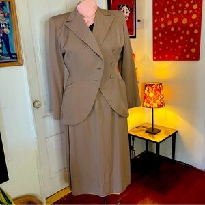 Vintage 1940’s suit Joan Crawford anyone?